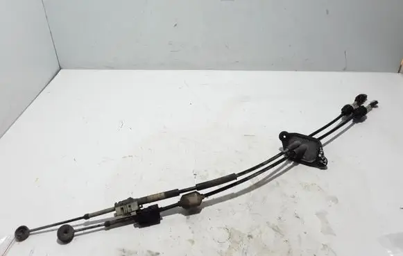 Gear shift cable linkage