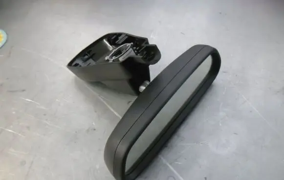 Peugeot 208 Rear view mirror (interior)