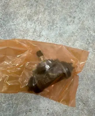 Subaru Forester SG Rear brake cylinder 26256AA012 101025 129949