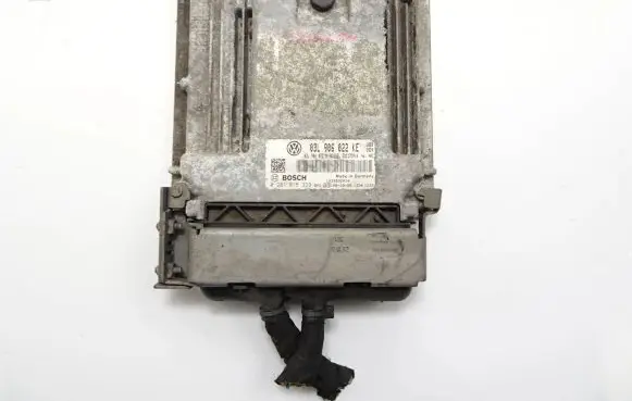 Volkswagen Scirocco Engine control unit/module 03L906022G 03L906022KE 0281015339