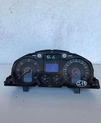Volkswagen PASSAT B6 Speedometer (instrument cluster) A2053145550