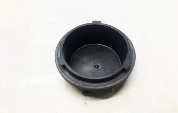KIA Carnival Headlight/headlamp dust cover