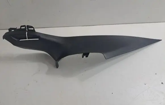 BMW X6 E71 (C) pillar trim 6979851