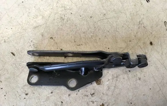 Volkswagen Multivan T5 Engine bonnet/hood hinges 7H0823302D