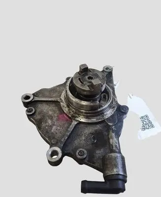 KIA Sorento Vacuum pump 288104A402