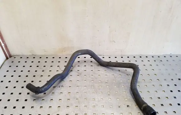 BMW X5 E70 Engine coolant pipe/hose