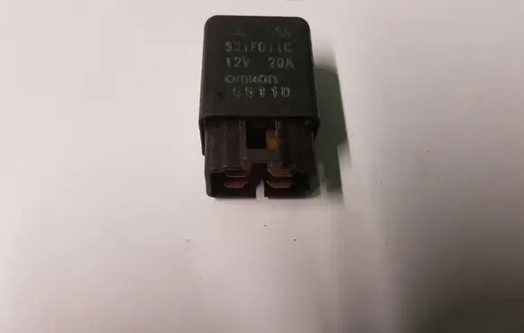 Mitsubishi Pajero Sport I Other relay 521F011C