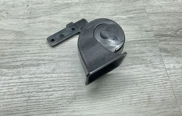Mazda 3 II Horn signal KUH-70A 004095