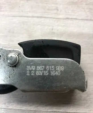 Skoda Superb B8 (3V) Tie down hook / loop 3V98676159B9 2283161640
