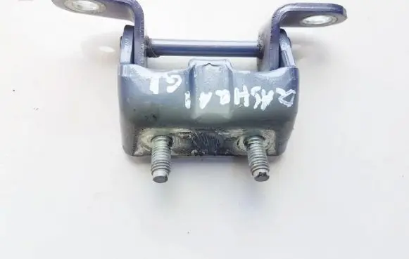 Nissan Qashqai+2 Tailgate/trunk/boot hinge