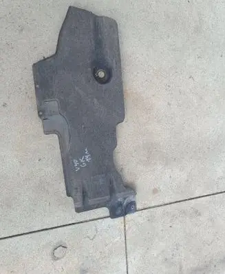 Volvo V40 Rear underbody cover/under tray 31383370