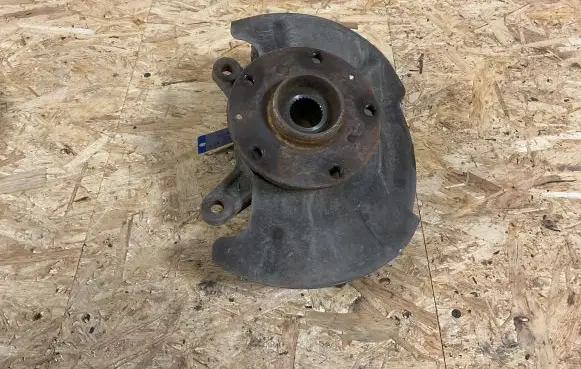 Suzuki SX4 Front wheel hub