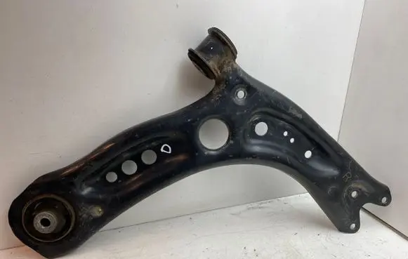 Volkswagen Golf Sportsvan Front lower control arm/wishbone 5Q0407152T