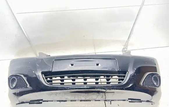 Opel Zafira B Front bumper 325769024