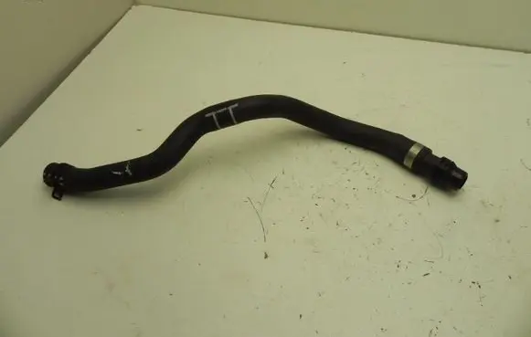 BMW 4 F32 F33 Engine coolant pipe/hose 9307242 VD8069