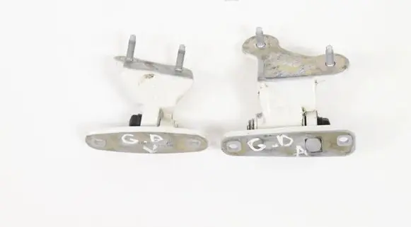 Mercedes-Benz C W204 Rear door upper hinge