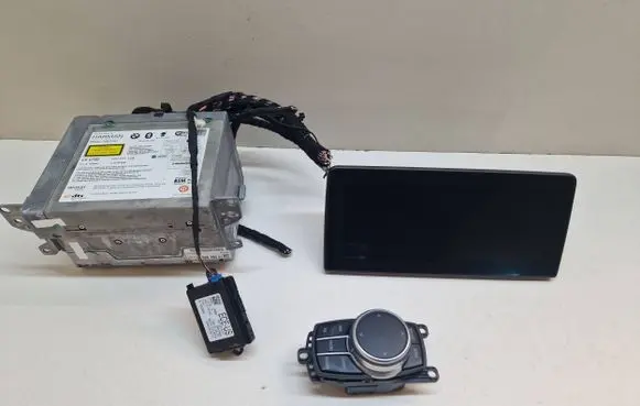 BMW i3 Radio/CD/DVD/GPS head unit 6826786