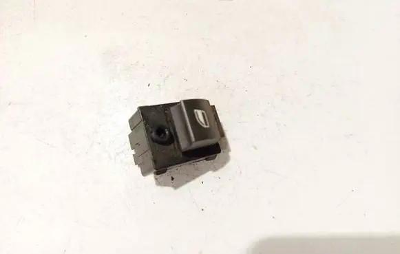 BMW 7 E65 E66 Electric window control switch 8379597