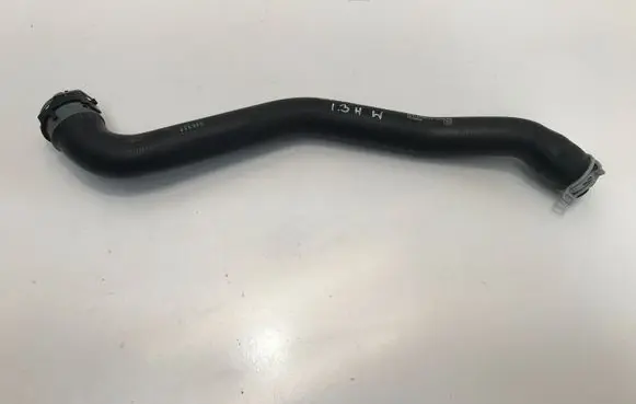 Mercedes-Benz GLA H247 Engine coolant pipe/hose A2475010982