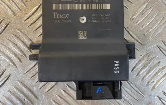 Audi A6 S6 C6 4F Gateway control module 4F0907468D 8006 4F0910468A