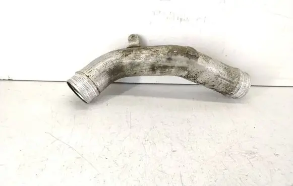 Volvo V70 Intercooler hose/pipe