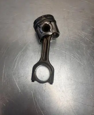 Volvo S60 Piston with connecting rod 75l101