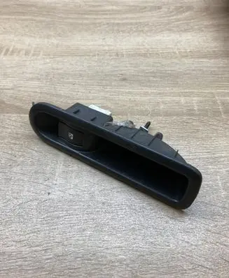 Renault Megane I Electric window control switch 15601387Q