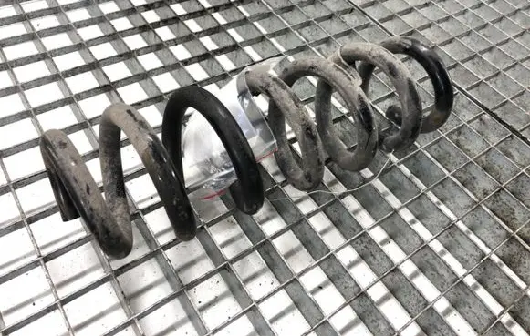 BMW 3 G20 G21 Rear coil spring
