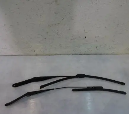 Ford Fiesta Front wiper blade arm
