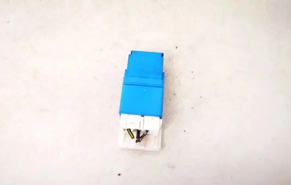 Nissan Almera N16 Other relay 252309f920 4ra007813-03