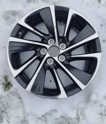 Lexus CT 200H R16 alloy rim 