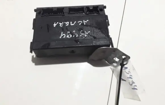 Nissan Almera N16 Comfort/convenience module 5WK48511 28551BM