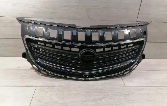 Opel Insignia A Front bumper upper radiator grill 22787080 551004542