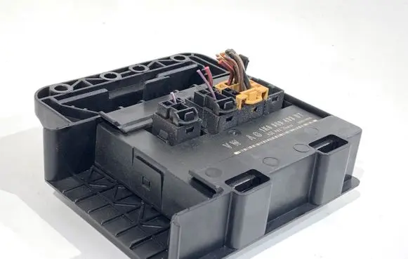 Volkswagen Golf V Central body control module 1K0959433BT