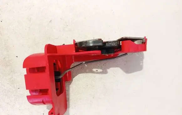 Mazda 3 II Seat back rest lock catch bp4k422