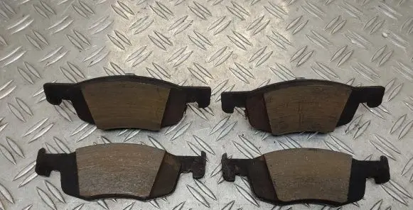 Toyota Yaris XP210 Brake pads (front) 