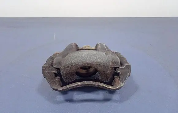 Toyota Auris E180 Front brake caliper 701443