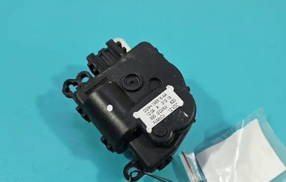 Ford Fusion II A/C air flow flap actuator/motor DG9H19E616AA IMPRK1577937