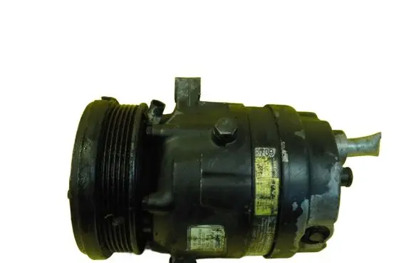 Opel Senator B Air conditioning (A/C) compressor (pump) 1131739