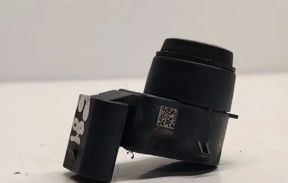 BMW 1 E81 E87 Parking PDC sensor 6935598