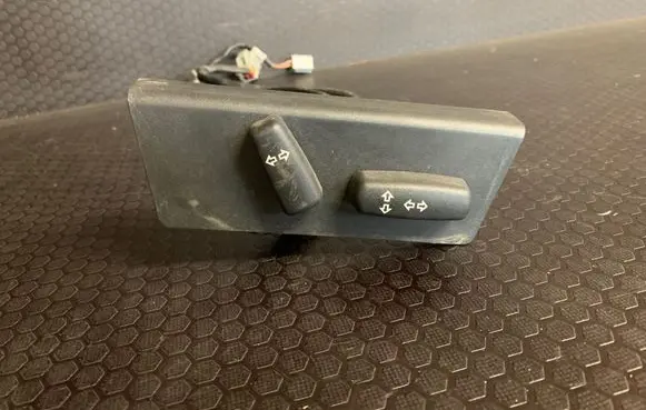 Land Rover Range Rover Sport L320 Seat control switch 03452969 366911 YUB500240PVJ