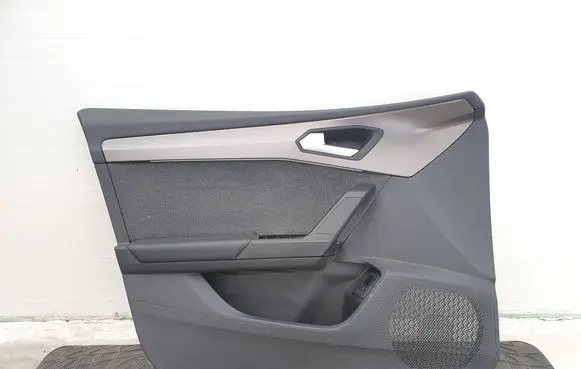 Seat Leon IV Front door card panel trim 5FA867113