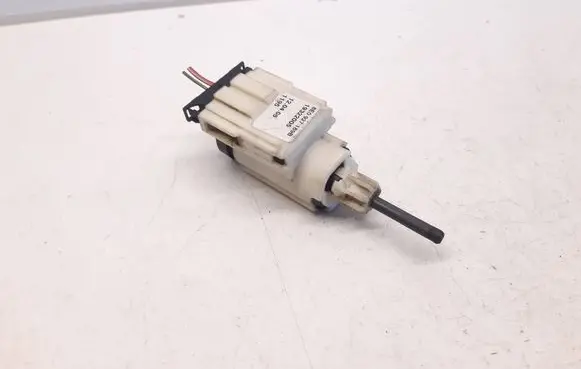 Audi A4 S4 B7 8E 8H Brake pedal sensor switch 8E0927189B 1195 19322005