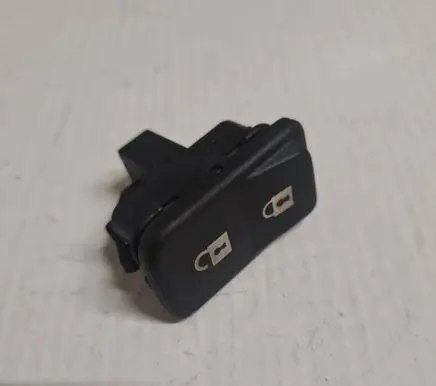 Volvo V50 Central locking switch button 65832