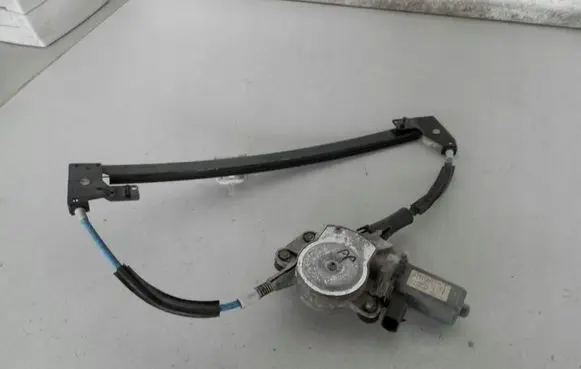 Alfa Romeo 147 Front door window regulator with motor 46751870