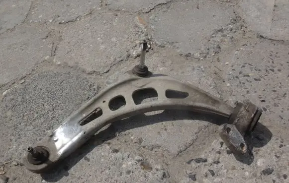 BMW 3 E46 Front lower control arm/wishbone