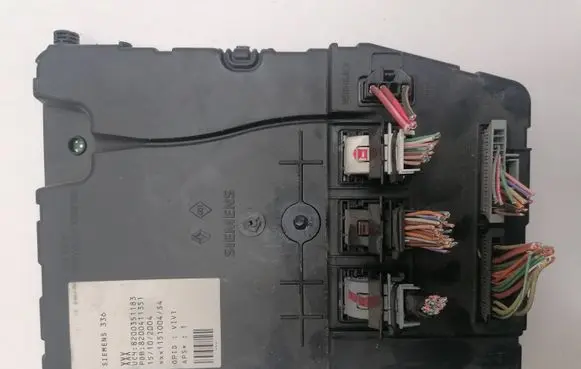 Renault Scenic II - Grand scenic II Comfort/convenience module 8200351183