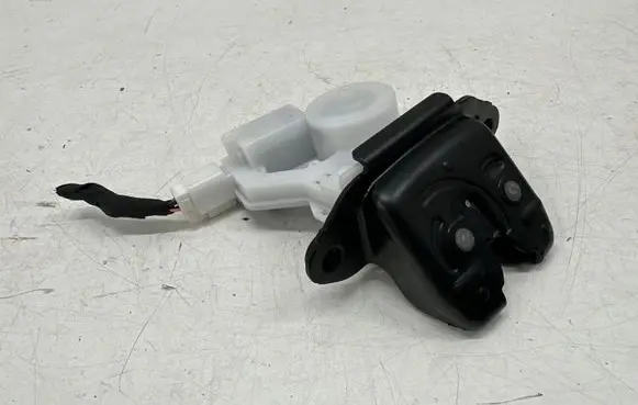 Nissan Leaf II (ZE1) Tailgate/trunk/boot lock/catch/latch