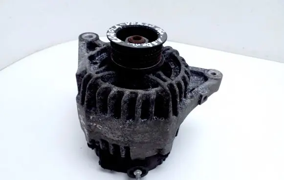 Toyota Corolla Verso E121 Generator/alternator 270600D190 M51012100890