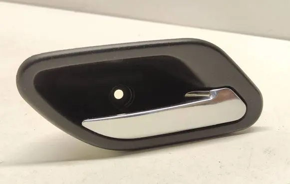 BMW 5 E39 Front door interior handle 7032926